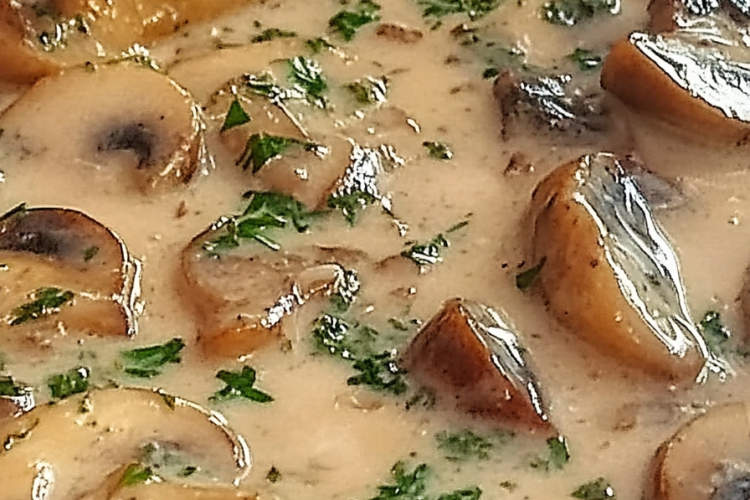 Champignon-Rahmsaus Rezept