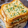 Knoblauchtoast mit Käse