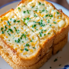 Knoblauchtoast mit Käse