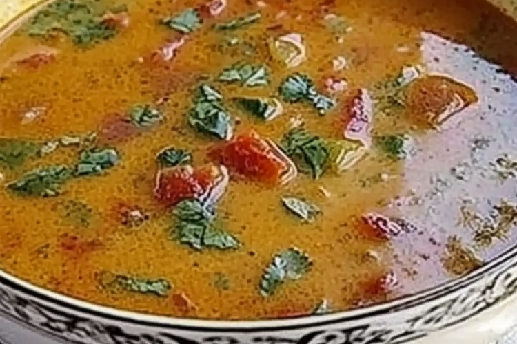 Rode Curry Kokossoep